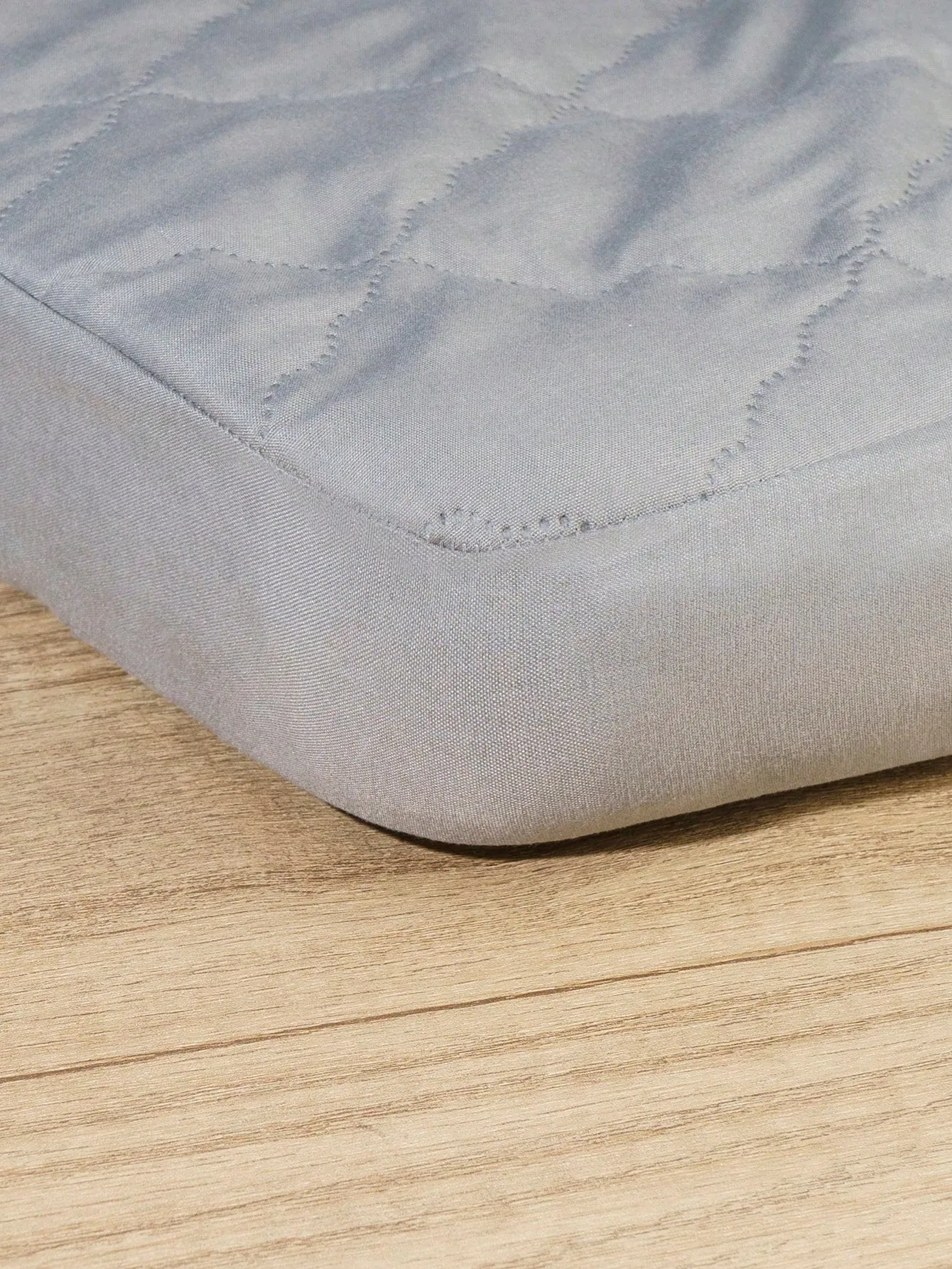 1pc Waterproof Mattress Protector For Baby Crib, Breathable & Machine Washable Bed Sheet Cover