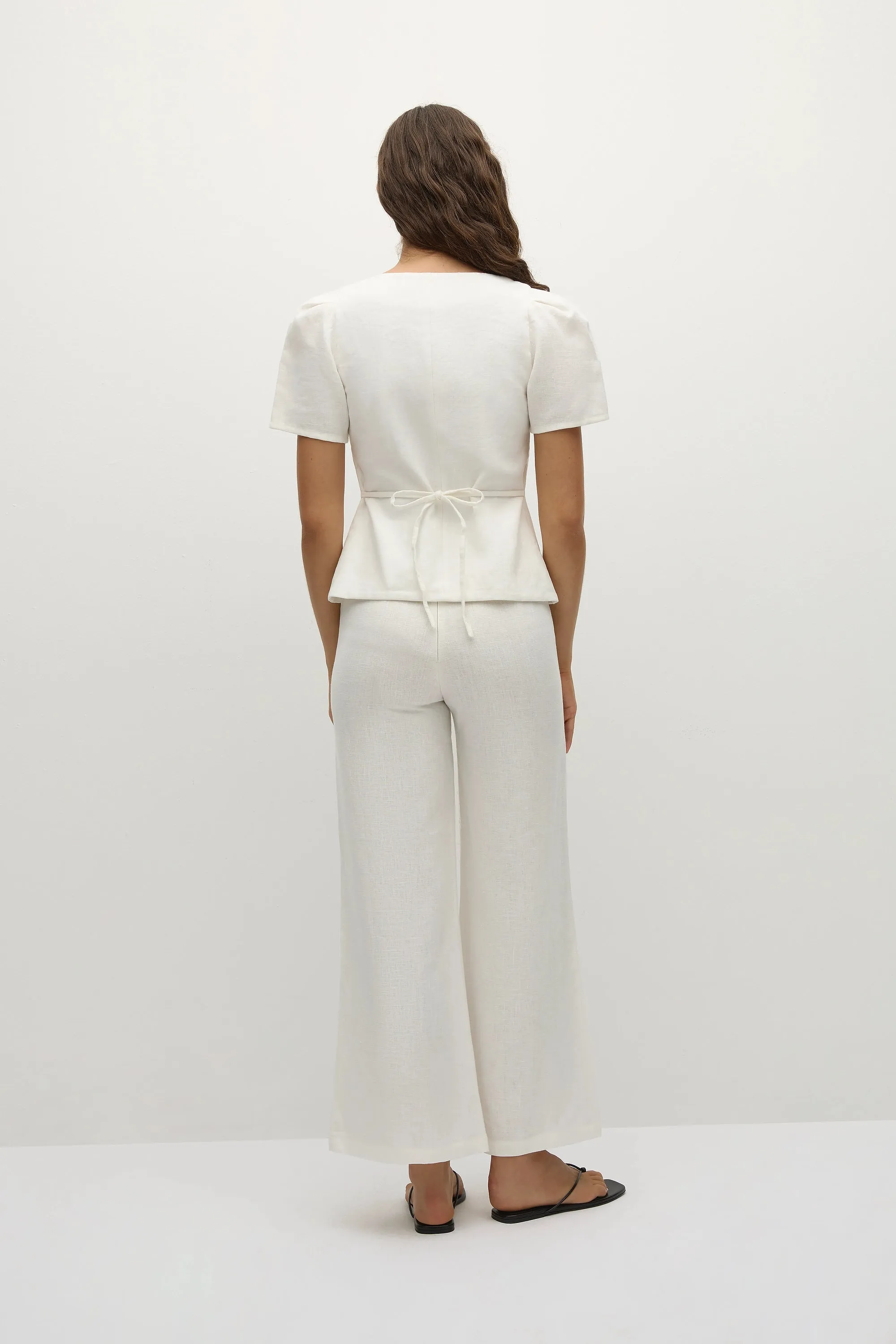 Audrey Vest White