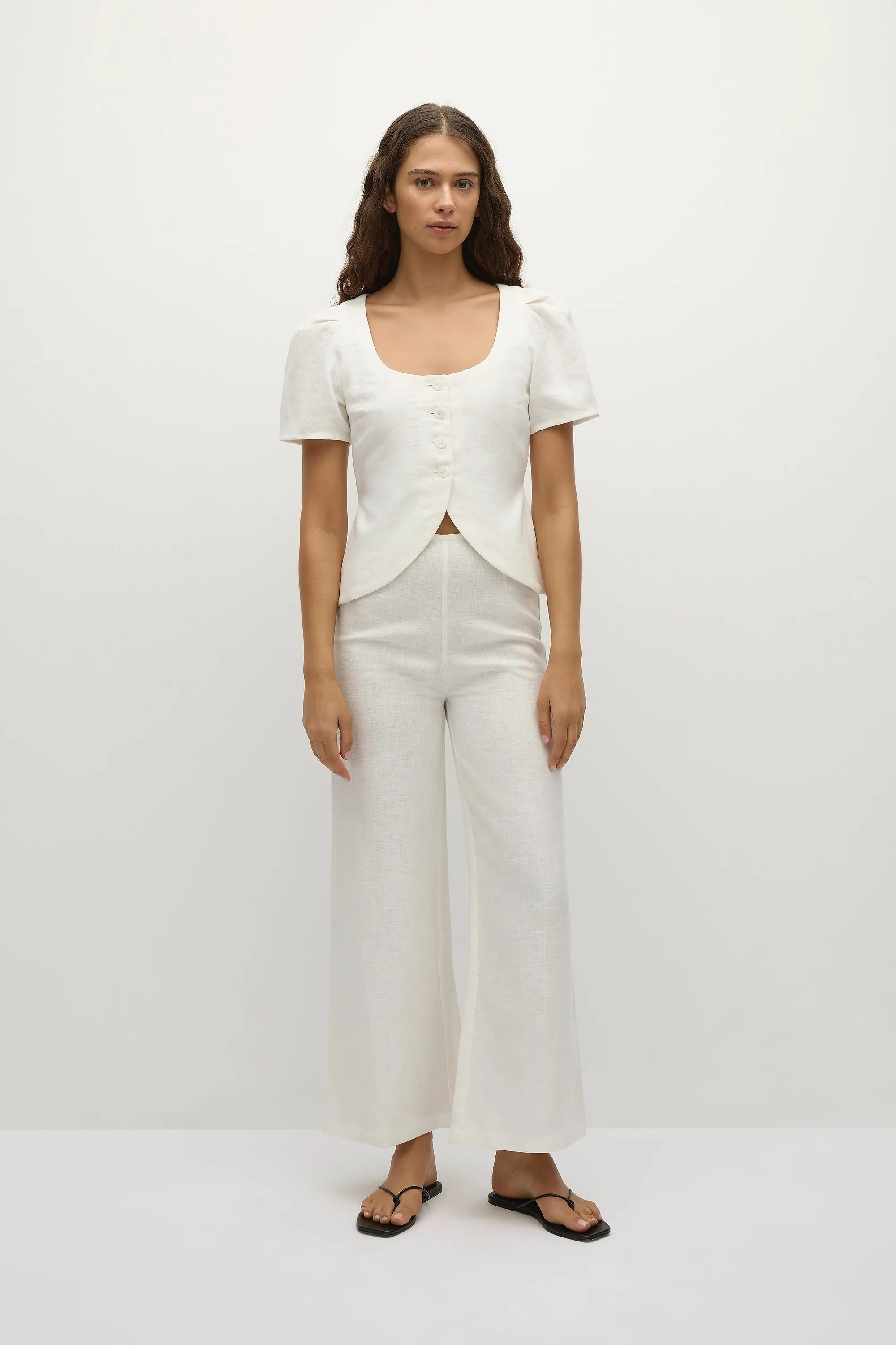 Audrey Vest White