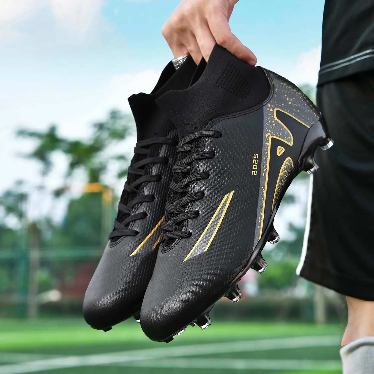 Boys' and Girls' Soccer Shoes TF Training Shoe Breathable, Anti Slip, Lightweight Sports Cleats for Boys and Girls' Football Suitable for Artificial Grass