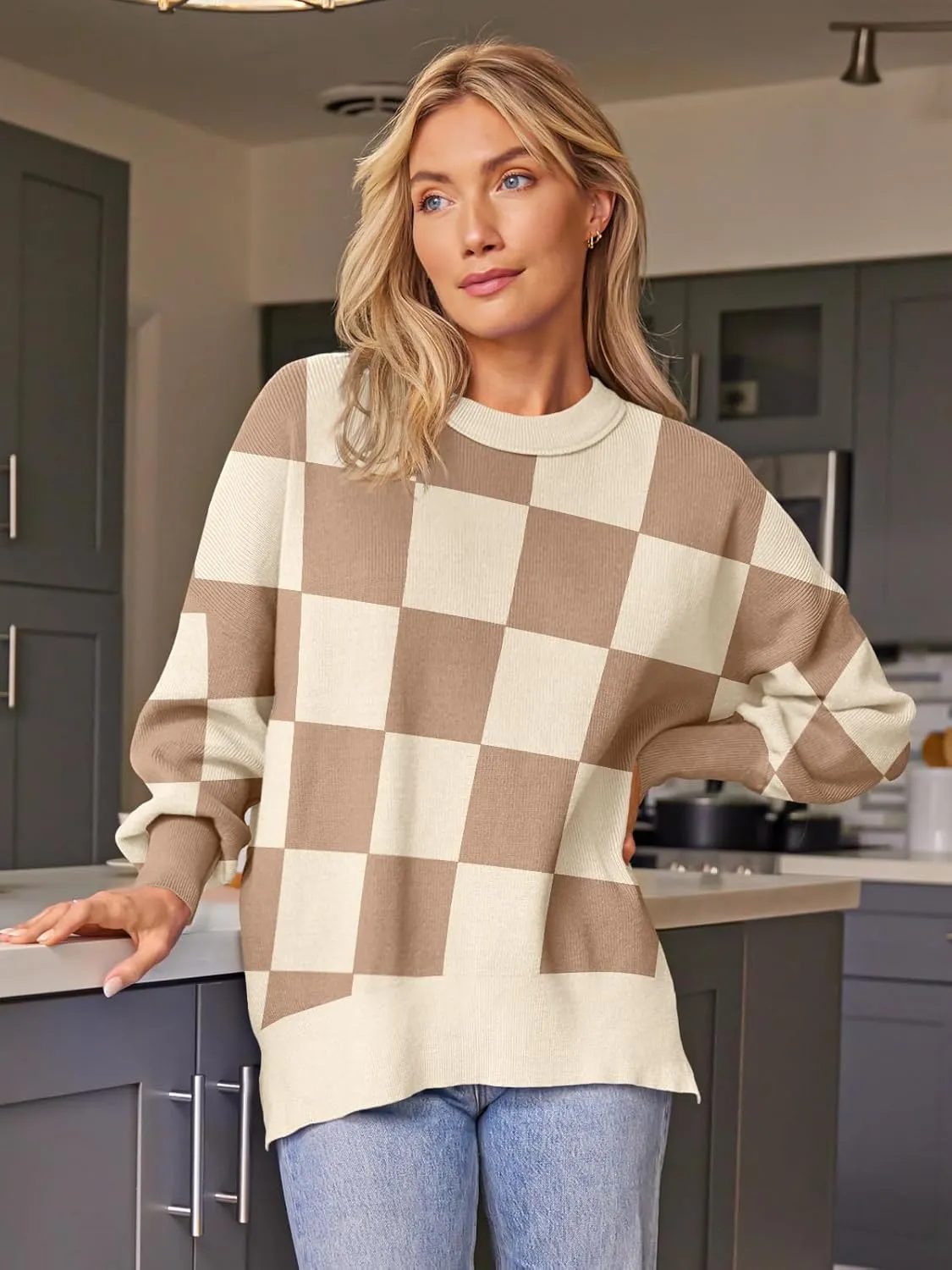 EFAN Women's Oversized Sweaters 2025 Fall Crewneck Batwing Sleeve Pullover Sweaters