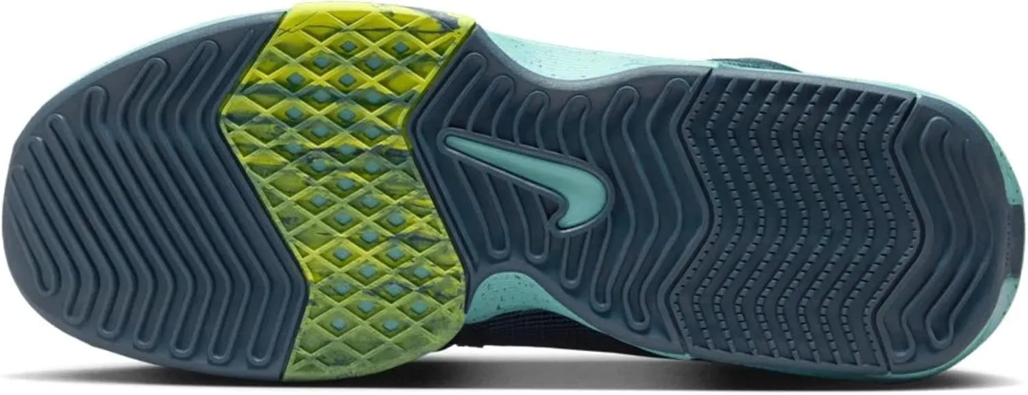 Nike Men's Basketball Shoe
