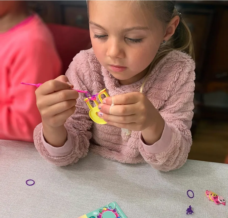 Rainbow Loom Neon Treasure Box