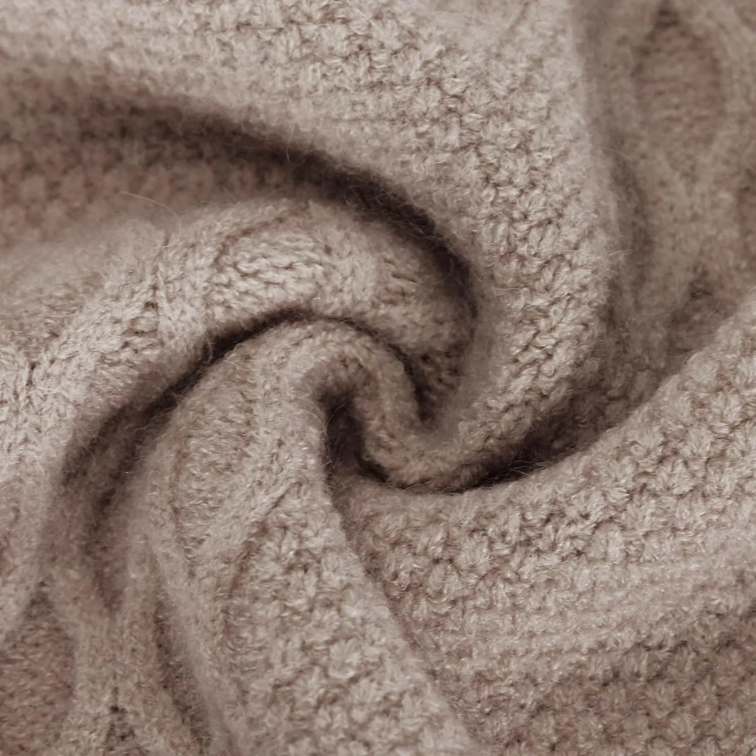 Women Turtleneck Warm Sweater Long Sleeve Comfortable Sweaters Casual Trendy Chunky Sweaters
