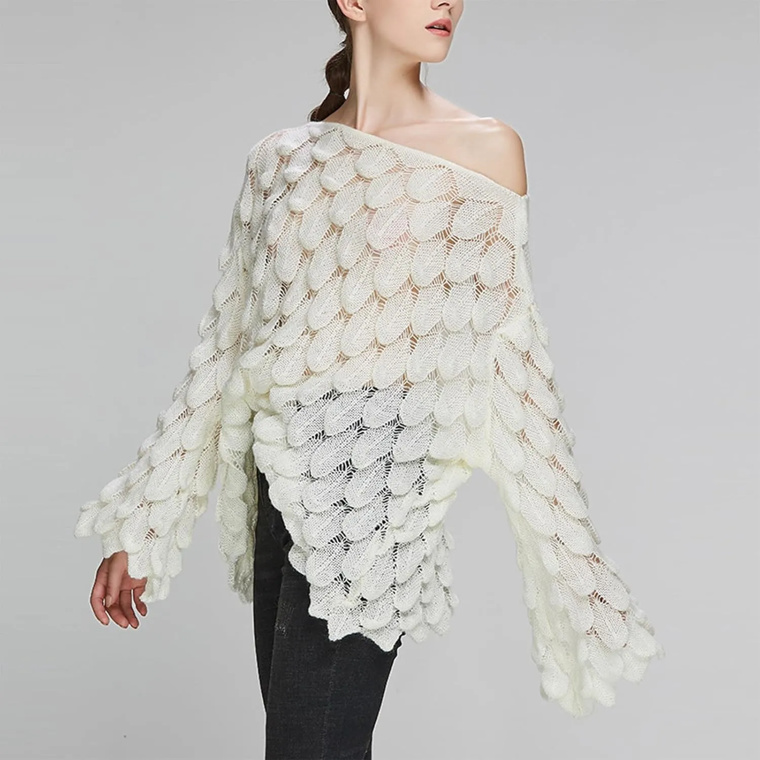Women's Solid Color Round Neck Bell Sleeve Pullover Knitwear Fashion Short Sweater Sweaters for Women Trendy